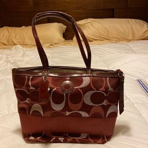 Coach holiday bag